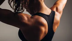 Elevações sem barra: 3 exercícios para fortalecer as costas sem sair de casa